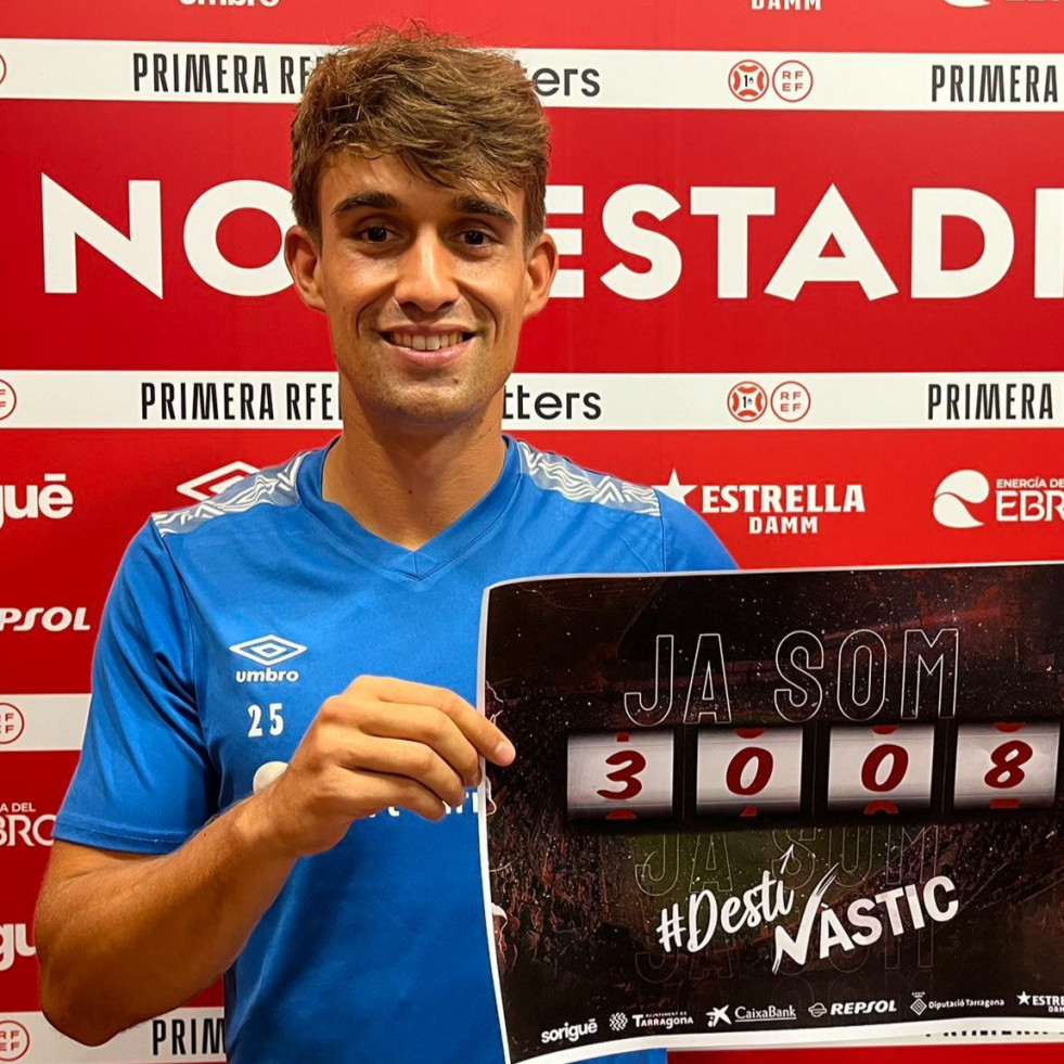 Muro vasco para el eje del Racing de Ferrol con Ander Gorostidi