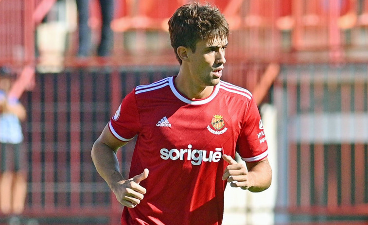 Muro vasco para el eje del Racing de Ferrol con Ander Gorostidi