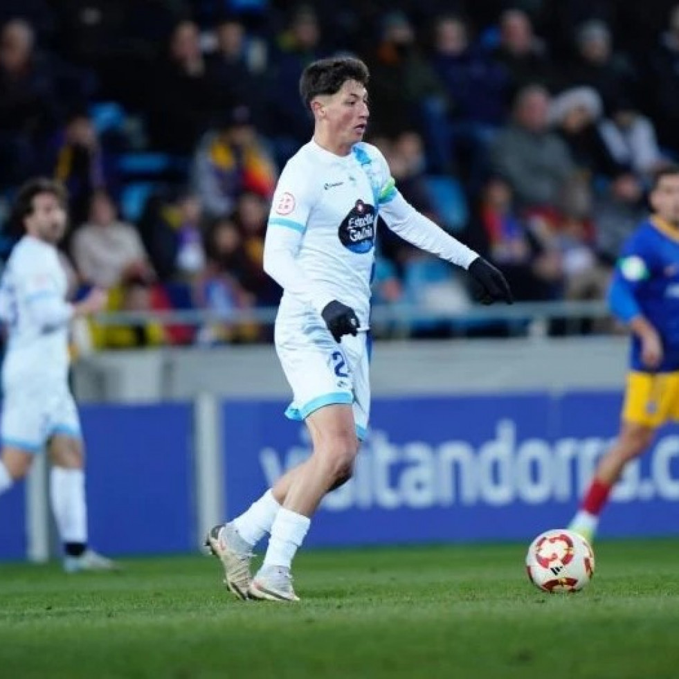 Jairo llega al Racing cedido por el Dépor para 