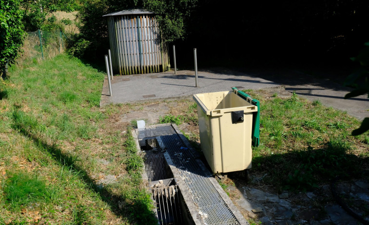 Eliminados dos puntos de vertido de aguas residuales al río Rego de Outeiro, en Ombre
