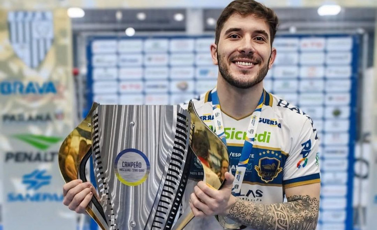 O Parrulo Ferrol incorpora a Jhoy