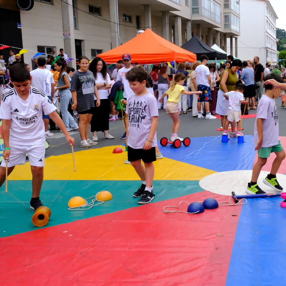 Diversas disciplinas tomaron las calles de Fene en una nueva edición del Día do Deporte na Rúa