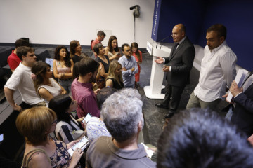 MiguelTelladoatiendealaprensatraslareuniondelcomitededirecciondelPP