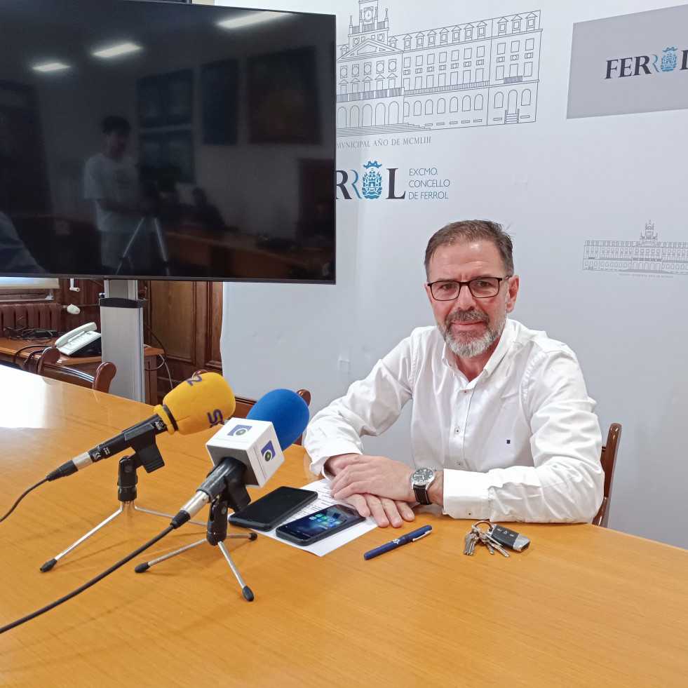 El PSOE afea al alcalde su defensa en Madrid de reducir impuestos frente al IBI ferrolano