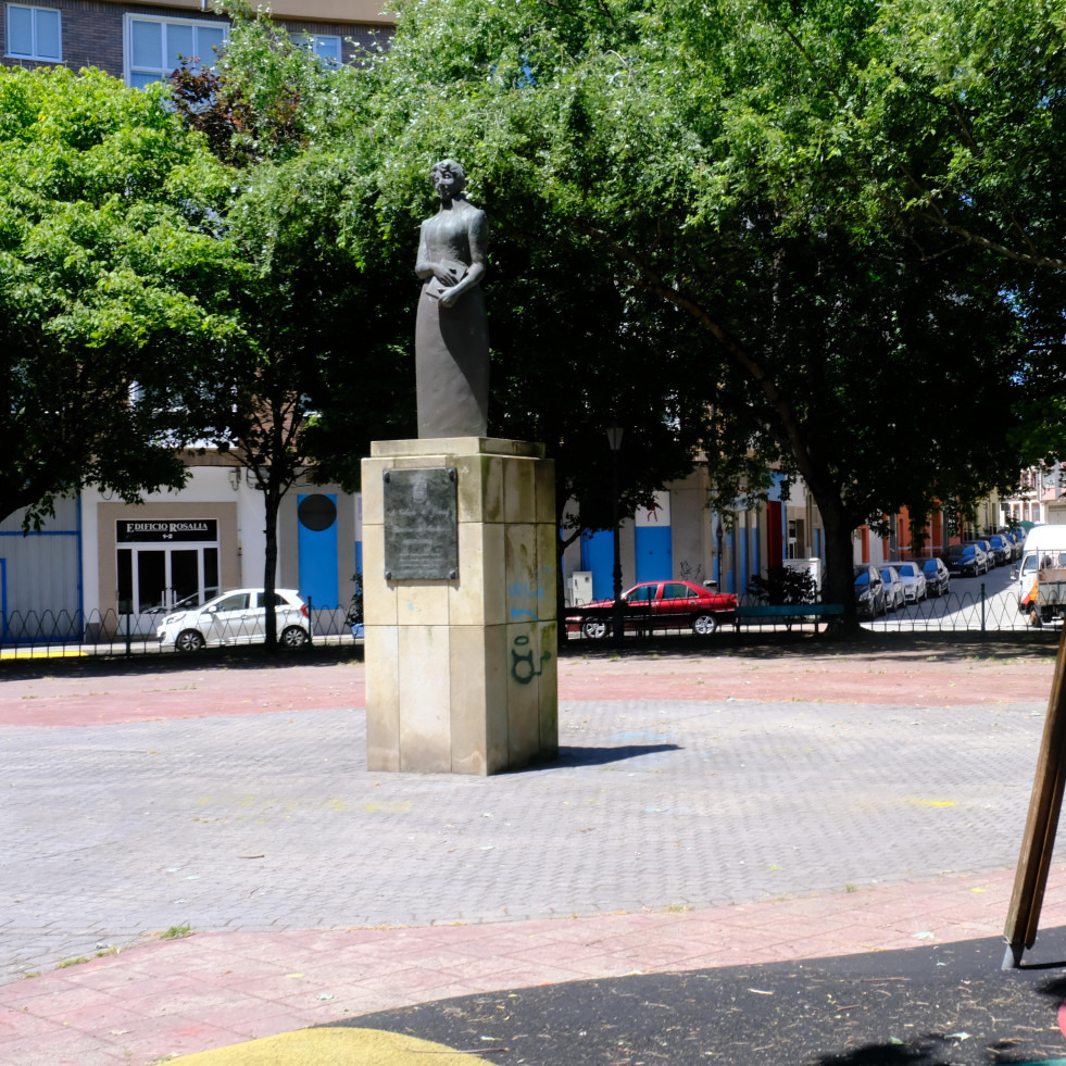 El Concello avanza en la reforma de la plaza Rosalía de Castro