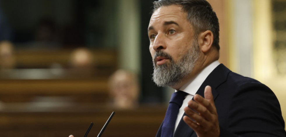 Abascal pide en el Congreso expulsar a 