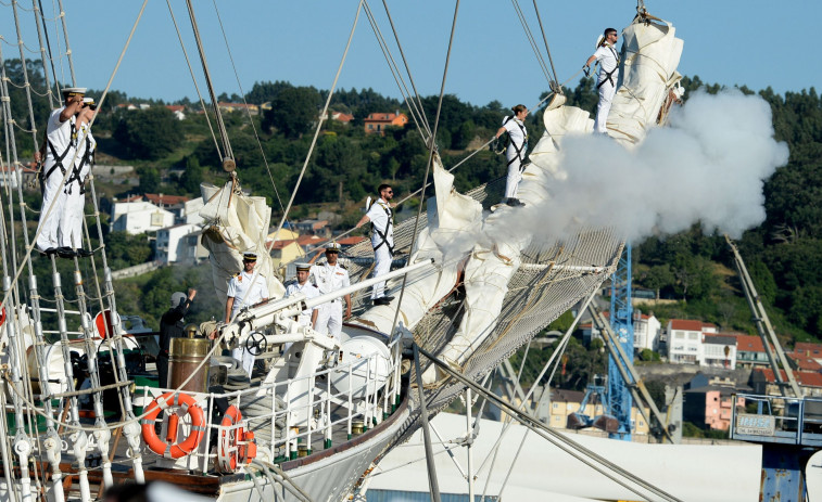 El “Elcano” y Ferrol, un idilio de amor por la Armada y el mar que cumplirá un siglo
