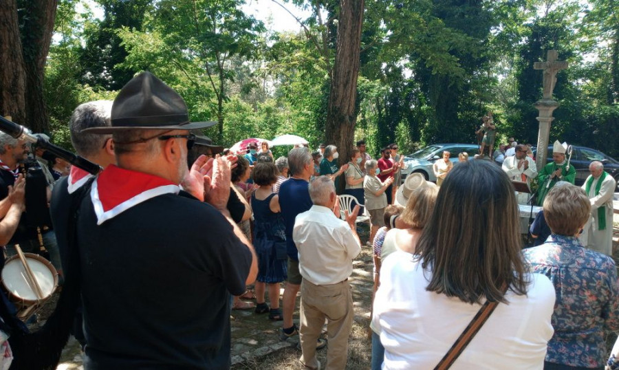 San Cristóbal empieza sus fiestas este jueves con la tradicional romería en la ermita oculta en los montes de Ferrol