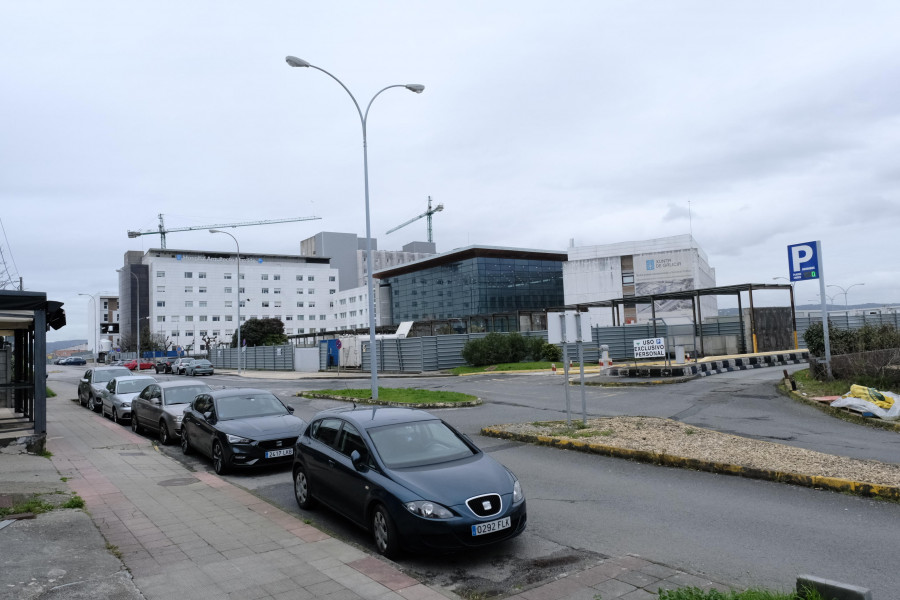 Apuñalan a un hombre en el aparcamiento del Hospital Arquitecto Marcide de Ferrol