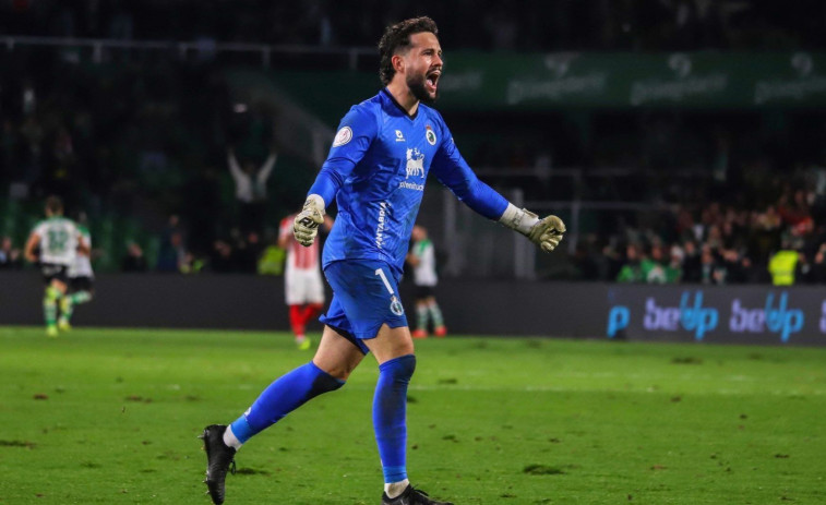 Miquel Parera, más solidez para la portería del Racing de Ferrol