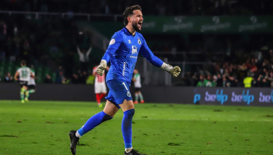 Miquel Parera, más solidez para la portería del Racing de Ferrol