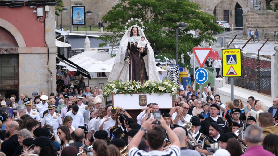 Unos 150 marineros portarán a la Virgen del Carmen por Ferrol: así serán las dos procesiones