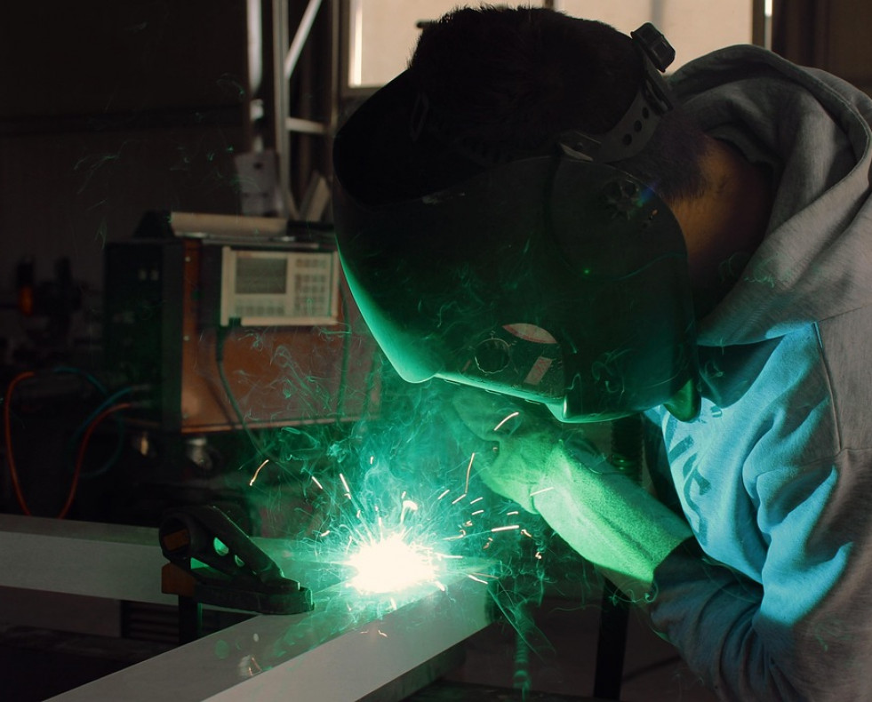Welding 2262745 1280