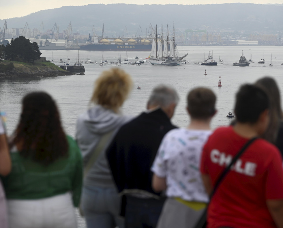 Partida del Juan Sebastian de Elcano de Ferrol desde San Felipe (Emilio Cortizas) (20)