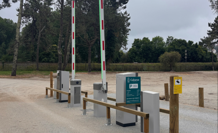 El estacionamiento del paseo marítimo de Cabanas pasa a ser de pago para los no residentes