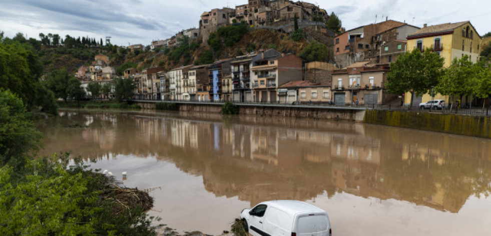 Cataluña y Aragón recuperan poco a poco  la normalidad y se suspende la búsqueda de dos desaparecidos