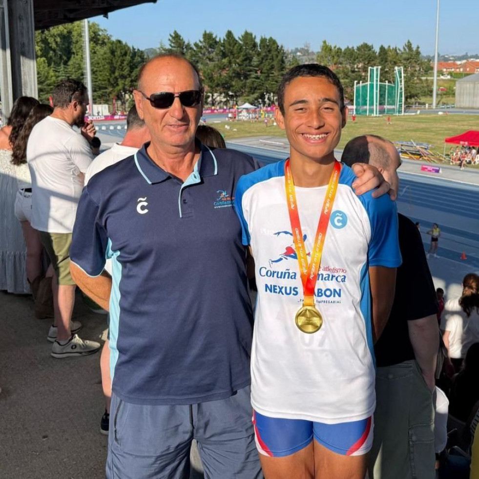 Bruno Castro toca la gloria en el Nacional sub 16 de Gijón