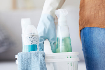 Detergente de limpieza de manos y contenedor de botella de spray y servicio de limpieza para guante bacteriano y producto en el hogar cesta mas limpia y servicio de trabajo de ama de llaves y quimico