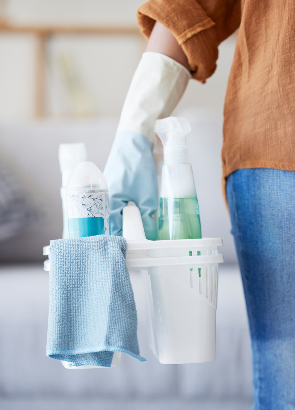 Detergente de limpieza de manos y contenedor de botella de spray y servicio de limpieza para guante bacteriano y producto en el hogar cesta mas limpia y servicio de trabajo de ama de llaves y quimico