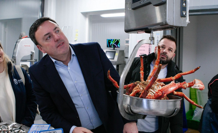Las cofradías de pescadores de Ferrolterra contarán con 205.700 euros de ayudas provinciales