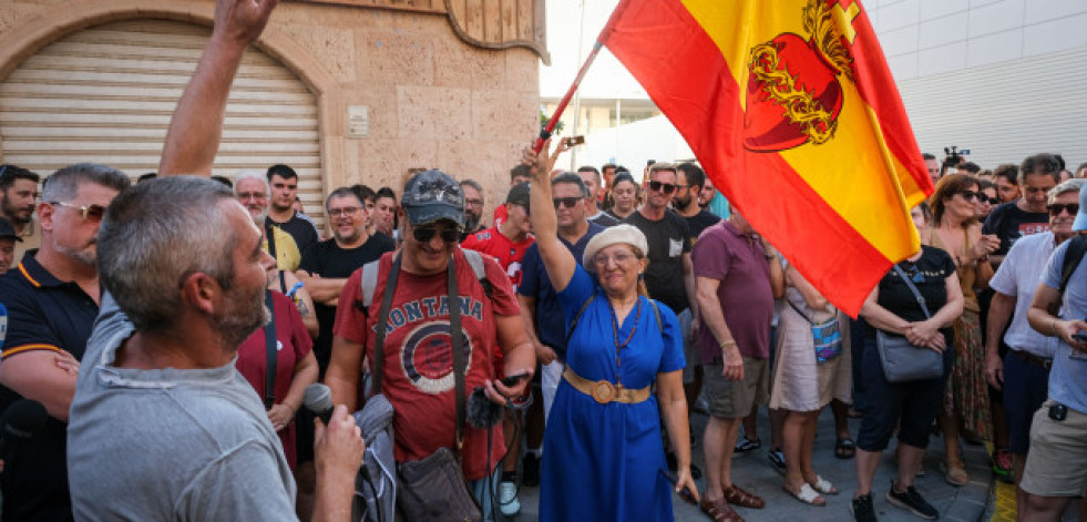 Yolanda Díaz urge a aprobar la regularización de inmigrantes sin papeles tras la crisis de Torre Pacheco
