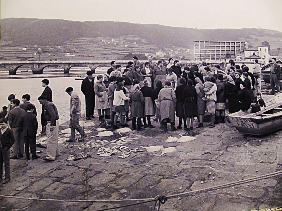 Pontedeume homenajea este sábado a las mujeres del mar antes de la procesión de la Virgen del Carmen