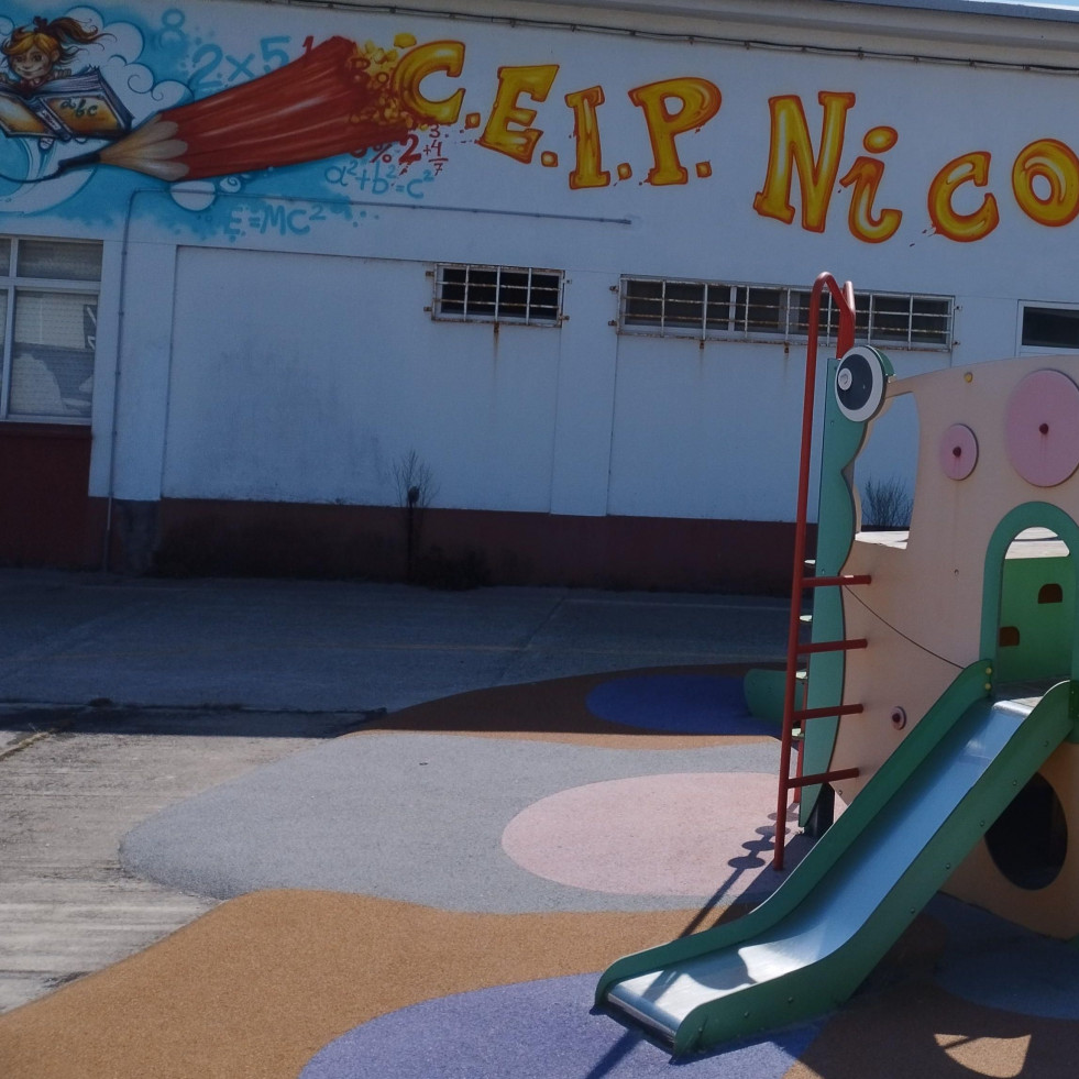 Cedeira sale este sábado a la calle para exigir un aula más de  6º de Primaria en el colegio