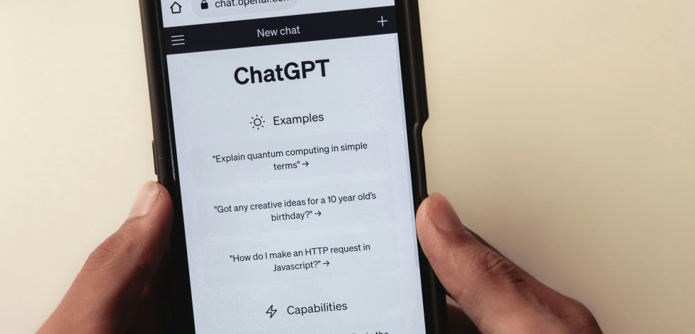 ChatGPT presenta su nuevo agente inteligente capaz de navegar por la web y crear presentaciones PowerPoint