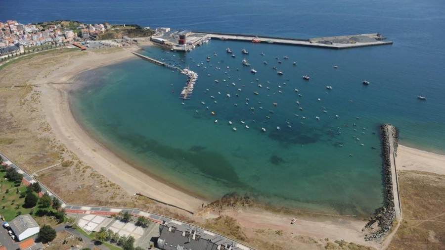 La Xunta licita la segunda fase del dragado del puerto  de Cariño por 218.000 euros