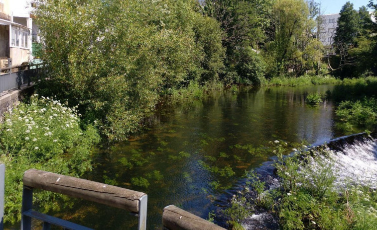 Eliminado un vertido de aguas residuales al río Eume a su paso por As Pontes