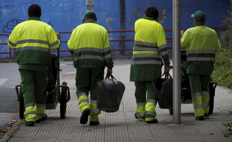 Diez empresas optan a prestar el servicio de recogida de basura