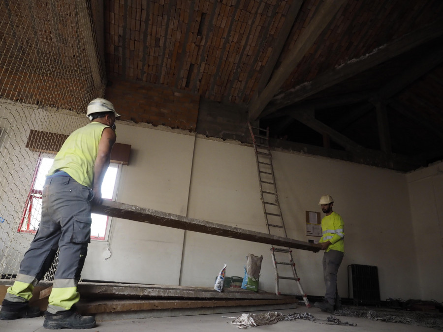 Las afiliaciones caen en la franja de 45 a 49 años en ocho de los veinte municipios de Ferrolterra