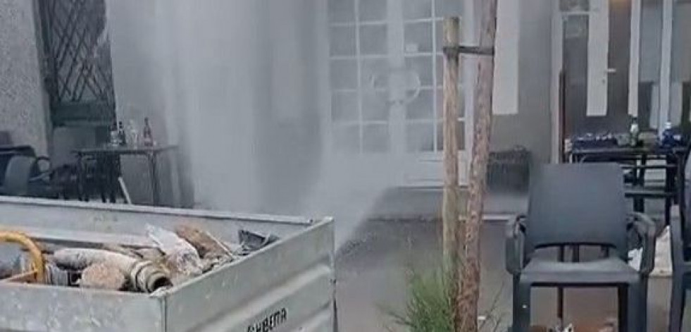 Una rotura en la red de abastecimiento pone en jaque a Ares