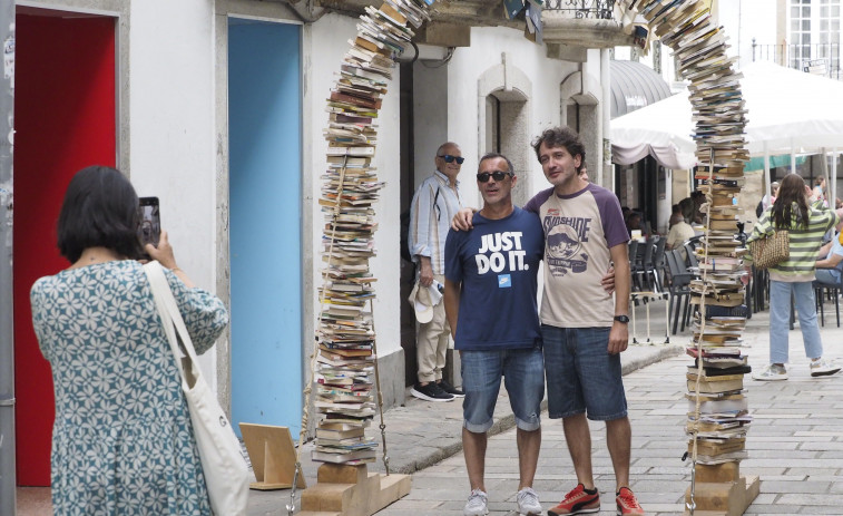 El Concello avanza en Santiago el programa de la nueva edición de “Pontedeume Vila do Libro”