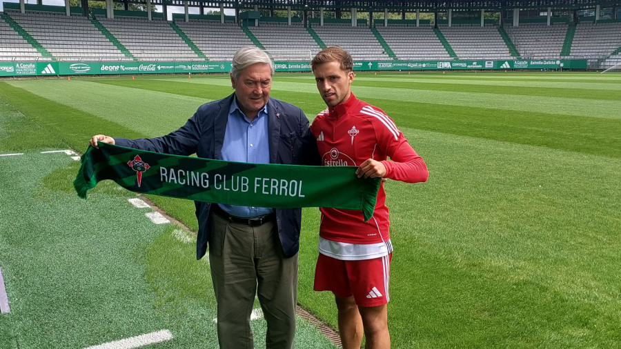 Álvaro Ramón, nuevo jugador del Racing de Ferrol: "No tenemos presión ascender, sólo tenemos que darlo todo en cada campo"