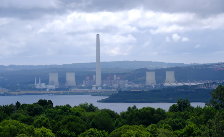 El desmantelamiento de la central de Endesa en As Pontes en imágenes