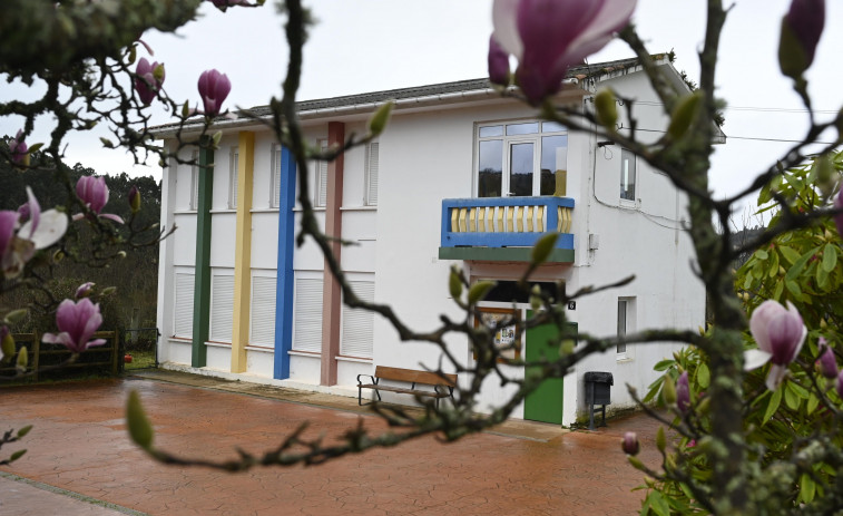 Final feliz para la escuela unitaria de Ombre, que seguirá prestando servicio el próximo curso