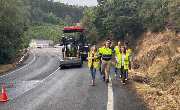 Avanzan las obras de mejora en la carretera autonómica AC-862, a su paso por Espasante