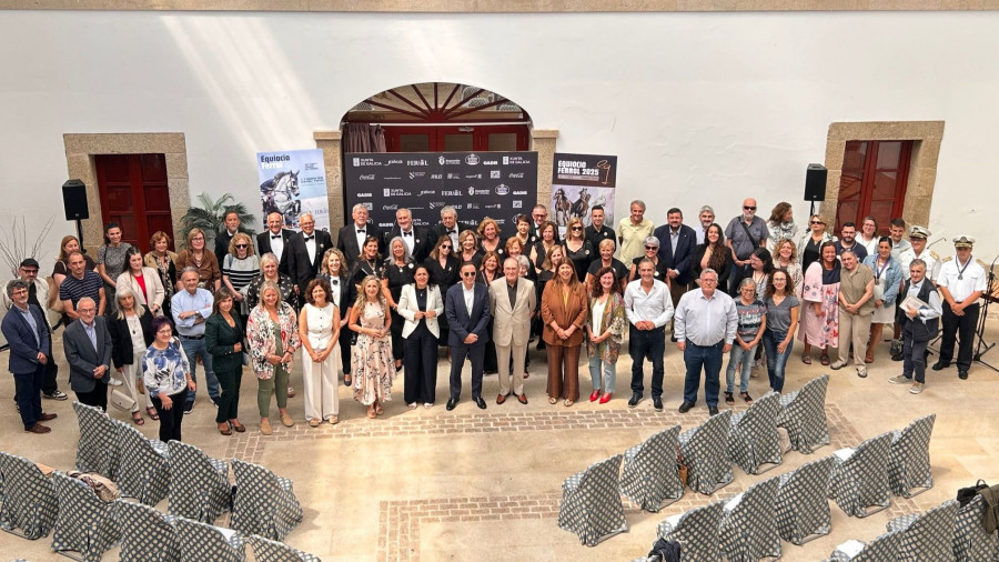 Equiocio Ferrol coloca la montura de su 34ª edición reuniendo a su gran familia