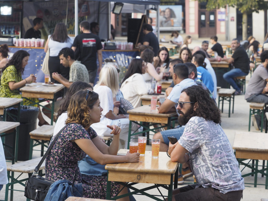 Comienza en el parque Río Freixeiro de Narón la fiesta de la cerveza artesana