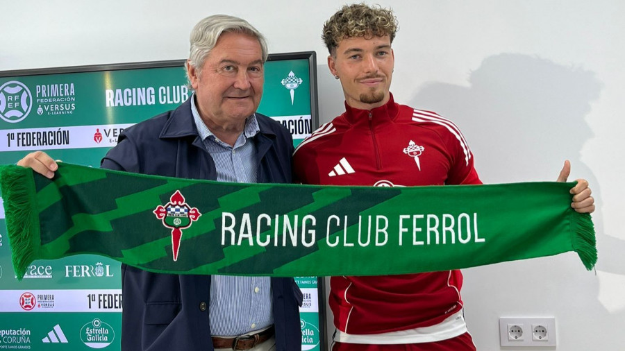 Álvaro Juan, el regateador del Racing de Ferrol: "Para mí no es ninguna presión que el juego se centre en las bandas"