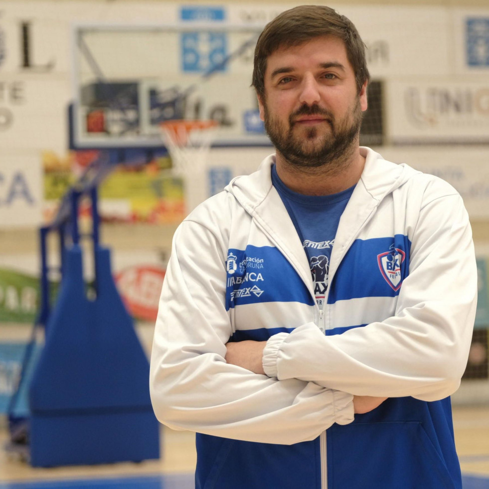 Álvaro Alonso seguirá poniendo a punto al Baxi Ferrol