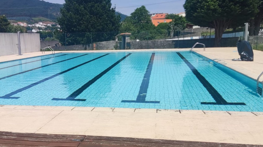 Abiertas las inscripciones del curso de natación para bebés de Neda