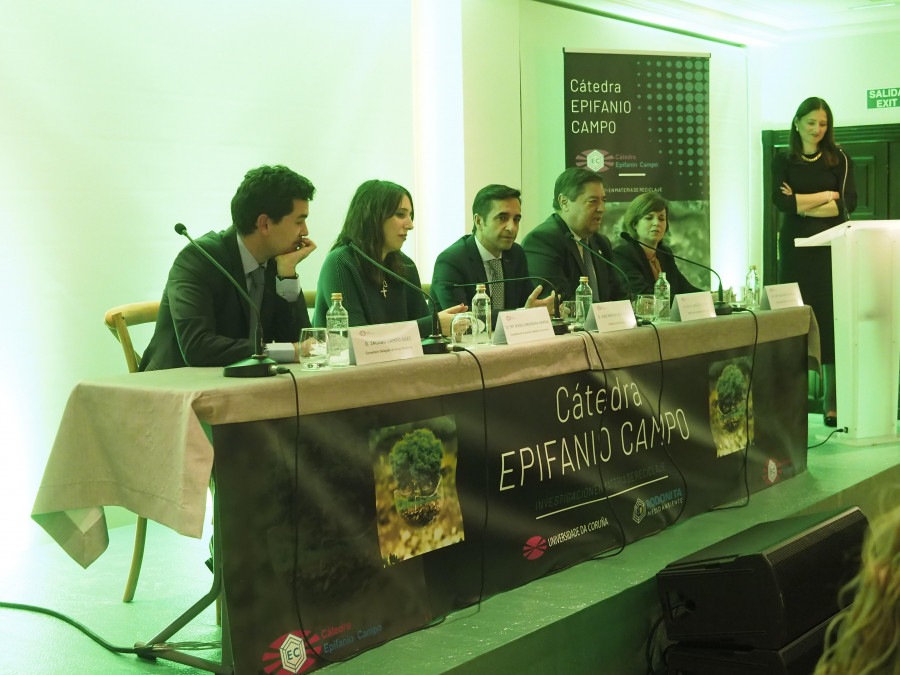 Os traballos que optan aos Premios de Investigación Epifanio Campo ábrense ao público