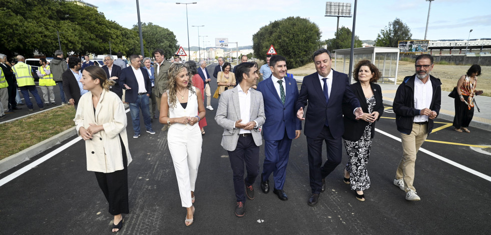 Ferrol deja atrás las obras y estrena su renovado bulevar de As Pías