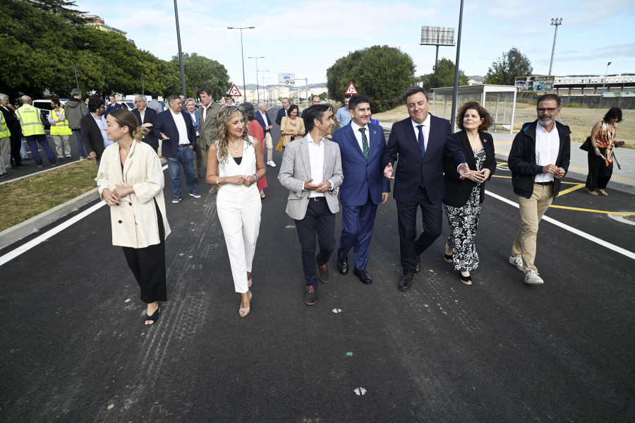Ferrol deja atrás las obras y estrena su renovado bulevar de As Pías