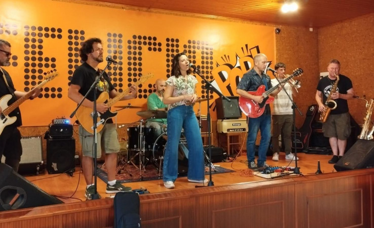 Arranca o Felicia Pop erguendo o facho da música con poder e melodía