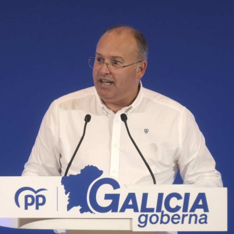 Tellado advierte de que las legislaturas de Sánchez 