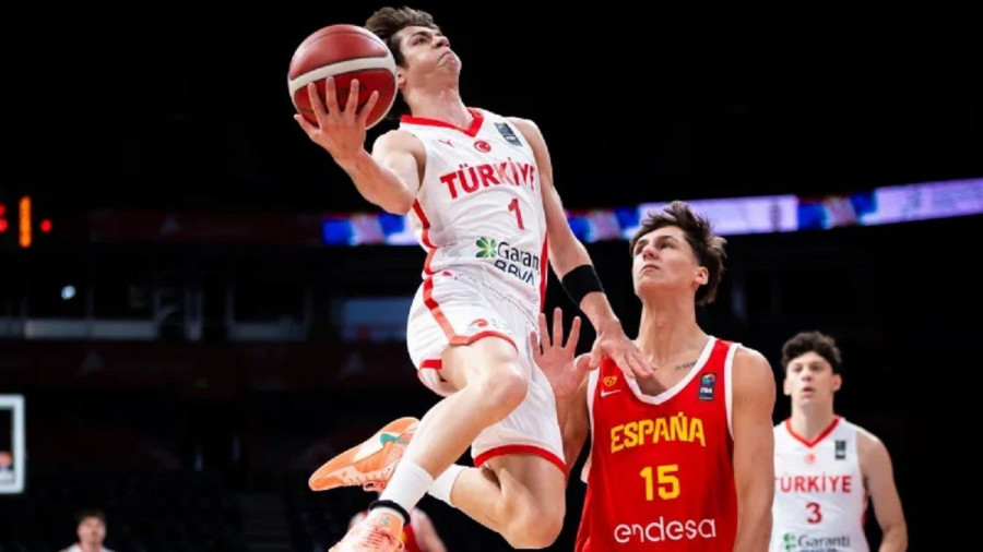 Italia, el penúltimo obstáculo que separa a Diego Niebla de la final del Eurobasket