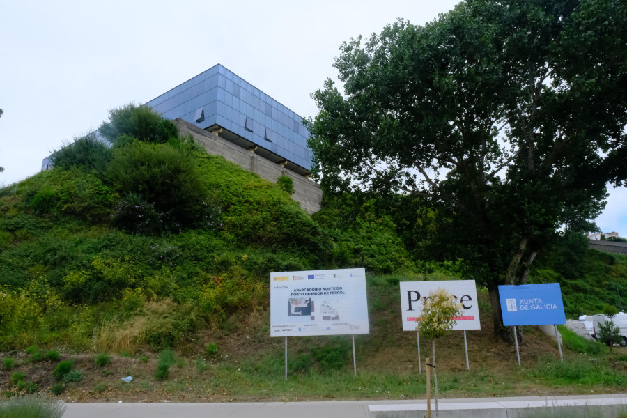 La conexión del aparcamiento norte de la carretera Baja con la Casa do Mar costará 82.000 euros